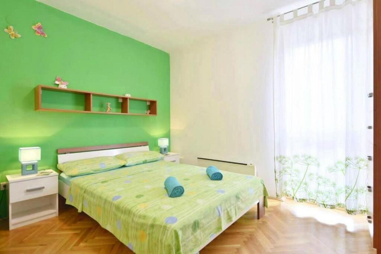 אומיס Apartment Vicko מראה חיצוני תמונה